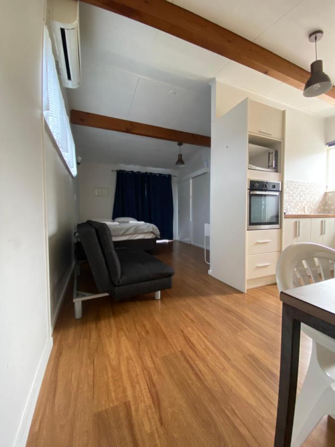 Featherston Motels And Camping Exterior foto