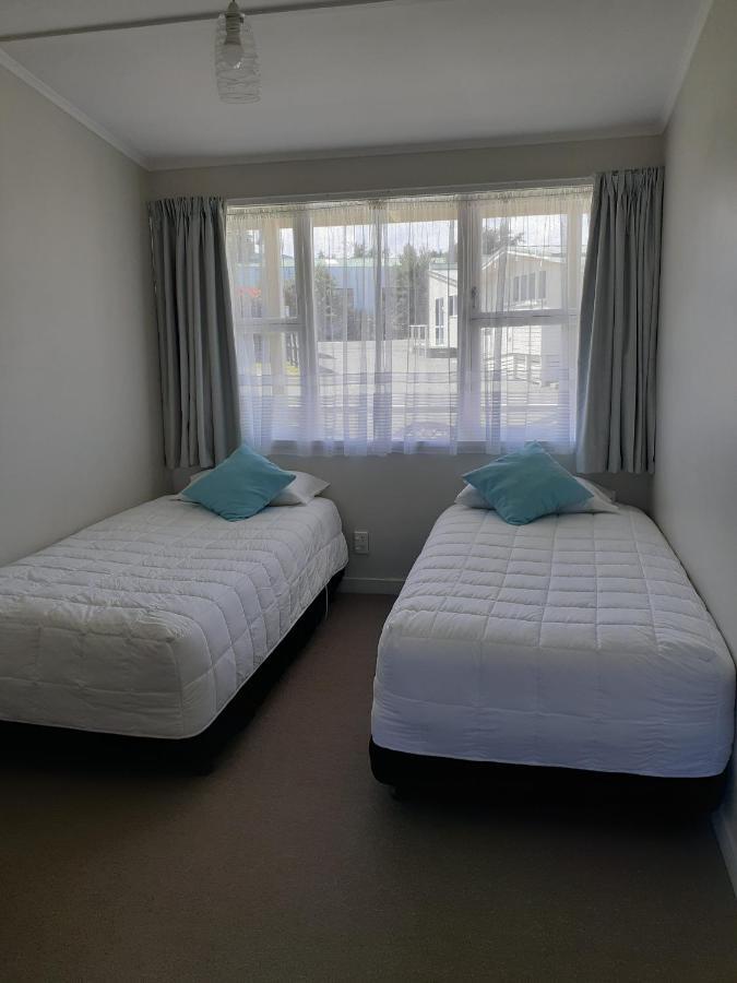 Featherston Motels And Camping Exterior foto