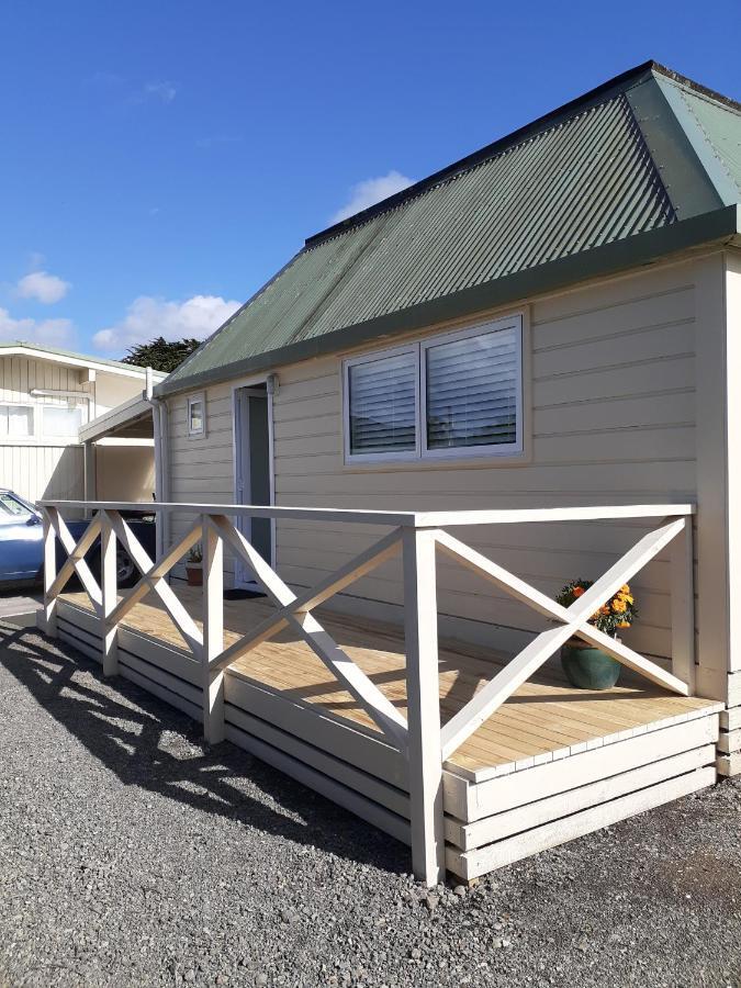 Featherston Motels And Camping Exterior foto